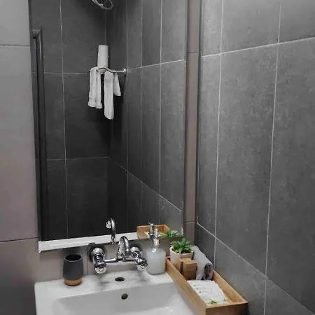 Boutique 2bb 2br Location And Stunning View!