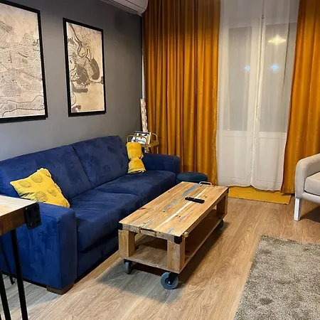 Апартамент Boutique 2bb 2br Location And Stunning View! Велико Търново
